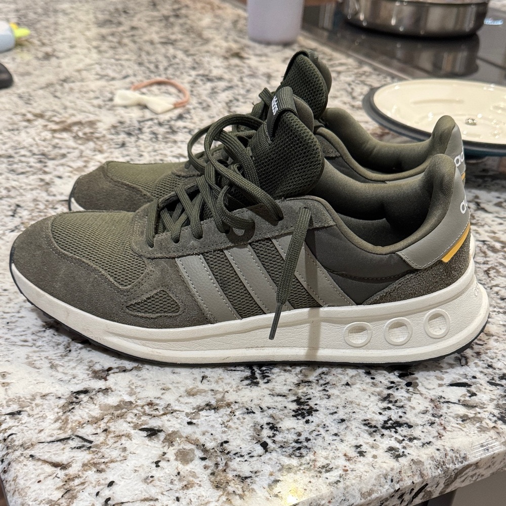 adidas Men's Olive Green and Gray Casual Sneakers